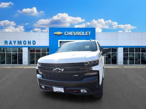 Used 2019 Chevrolet Silverado 1500 LT Trail Boss AWD/4WD image 7