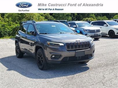 Used 2023 Jeep Cherokee Altitude Lux