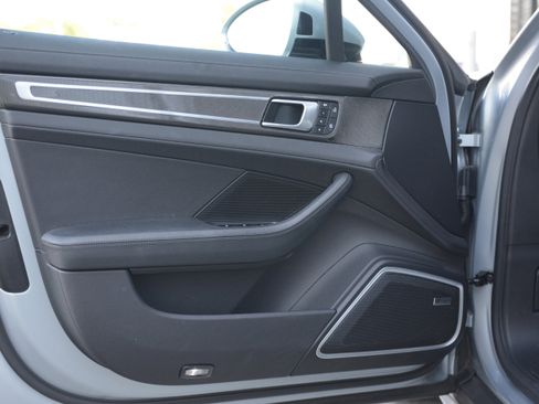 Certified 2023 Porsche Panamera Platinum Edition RWD image 13