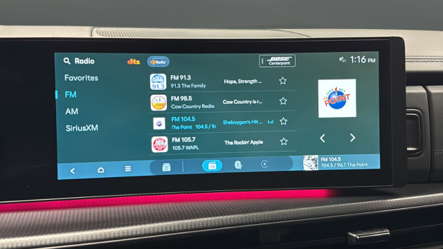 Used 2025 Hyundai Santa Fe Calligraphy AWD/4WD image 32