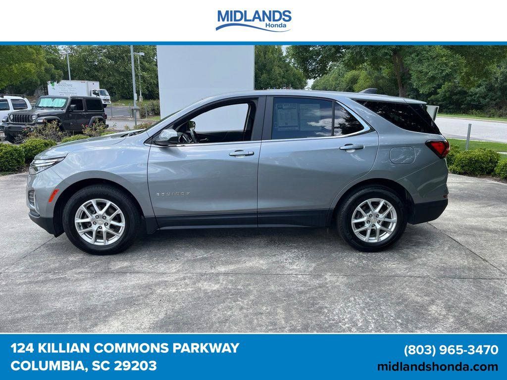 Used 2023 Chevrolet Equinox LT FWD image 2