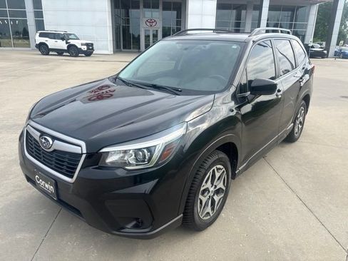 Used 2019 Subaru Forester Premium w/ Popular Package #1 AWD/4WD image 8
