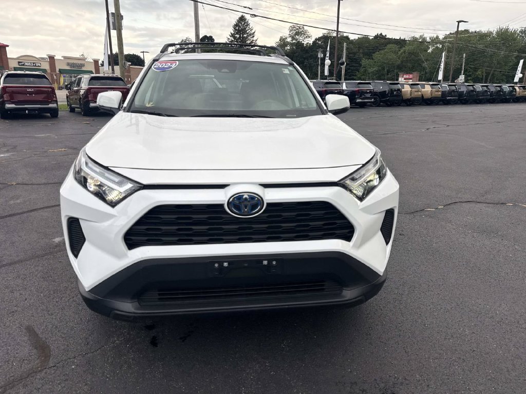 Used 2024 Toyota RAV4 XLE w/ Convenience Package AWD/4WD image 12