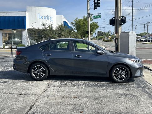 Used 2024 Kia Forte LXS FWD image 2
