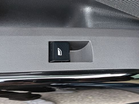 New 2026 BMW X3 xDrive30 w/ Convenience Package image 27