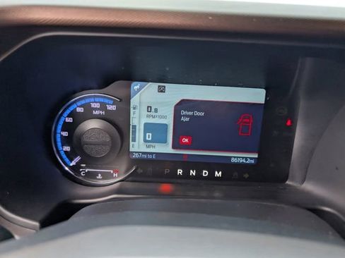 Used 2022 Ford Bronco Outer Banks w/ Sasquatch Package image 11