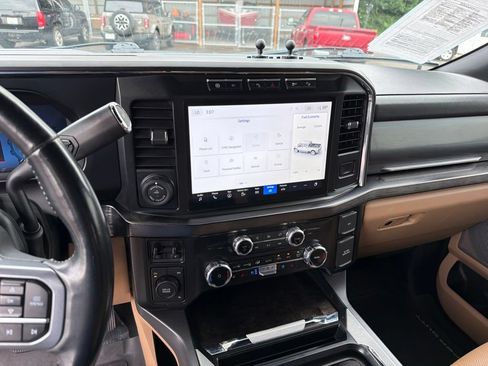 Used 2023 Ford F450 Lariat w/ Lariat Ultimate Package AWD/4WD image 21