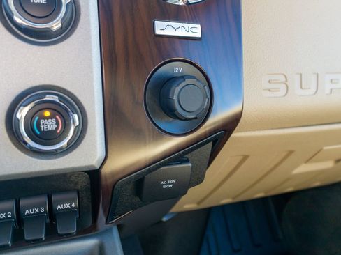 Used 2016 Ford F350 Lariat w/ Lariat Ultimate Package image 32