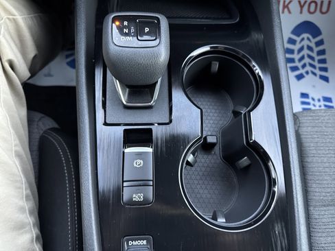 Used 2023 Nissan Rogue SV image 24