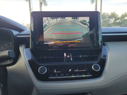 Used 2024 Toyota Corolla Cross L FWD image 27