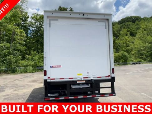 New 2024 Chevrolet Low Cab Forward image 7