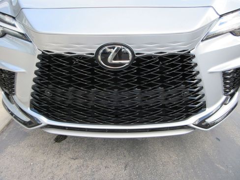 Used 2024 Lexus RX 500h F Sport w/ Accessory Package (K3) AWD/4WD image 16