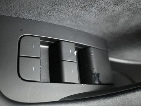 Used 2023 Tesla Model 3 Standard Range RWD image 19