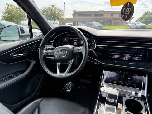 Used 2025 Audi Q7 3.0T Premium Plus AWD/4WD image 16