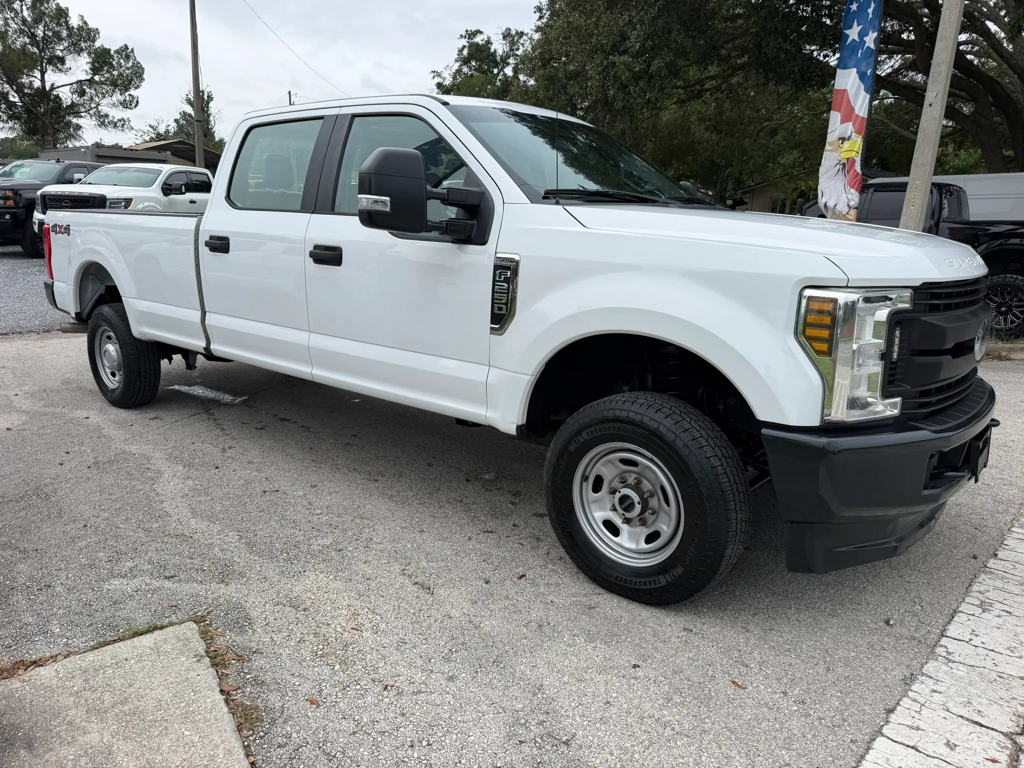 Used 2019 Ford F250 XL w/ Power Equipment Group AWD/4WD image 3