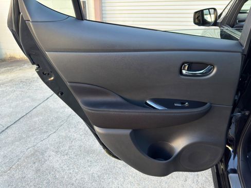 Used 2024 Nissan Leaf SV Plus FWD image 37