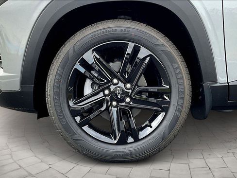 New 2026 Chevrolet Trax ACTIV w/ Sunroof Package image 12