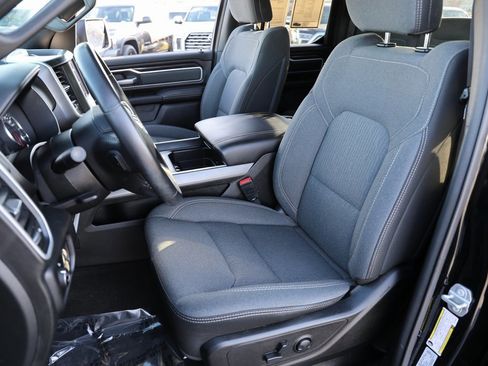 Used 2022 RAM 1500 Big Horn w/ Night Edition image 15