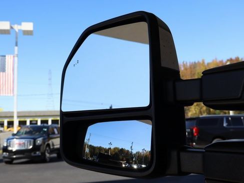 Used 2022 Ford F250 Lariat w/ Lariat Ultimate Package image 13