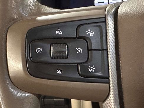 Used 2023 GMC Yukon Denali w/ Denali Reserve Package image 26