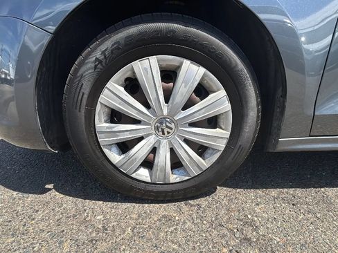 Used 2013 Volkswagen Jetta S FWD image 53