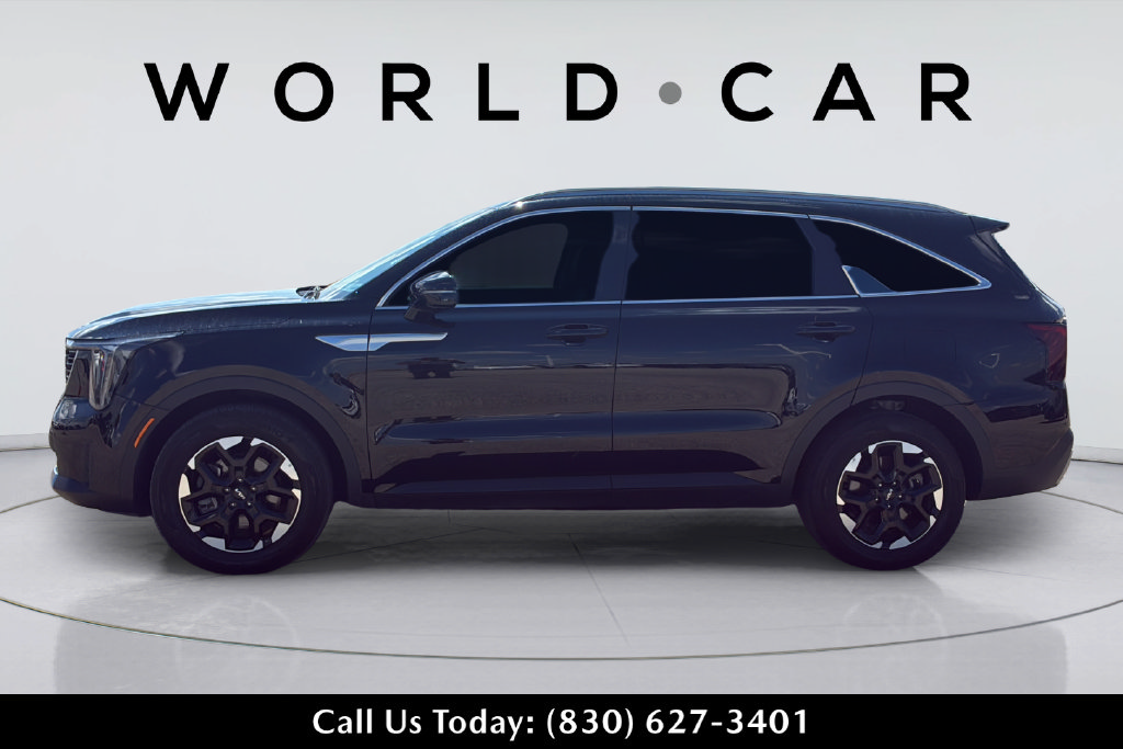 Used 2025 Kia Sorento S FWD image 12
