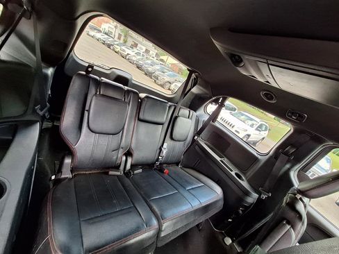 Used 2014 Dodge Grand Caravan R/T FWD image 9