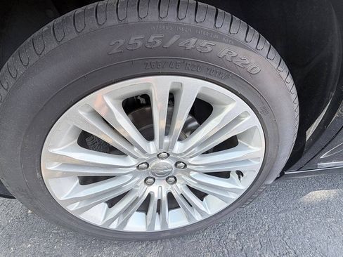 Used 2012 Chrysler 300 Limited w/ Luxury Group RWD image 33
