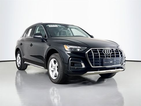 Certified 2023 Audi Q5 2.0T Premium w/ Convenience Package image 1