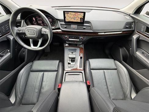 Used 2019 Audi Q5 2.0T Premium Plus w/ Premium Plus Package image 12