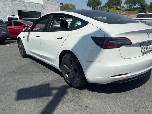 Used 2022 Tesla Model 3 Long Range AWD/4WD image 8