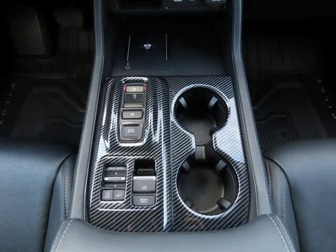 Certified 2025 Honda Pilot Touring image 27