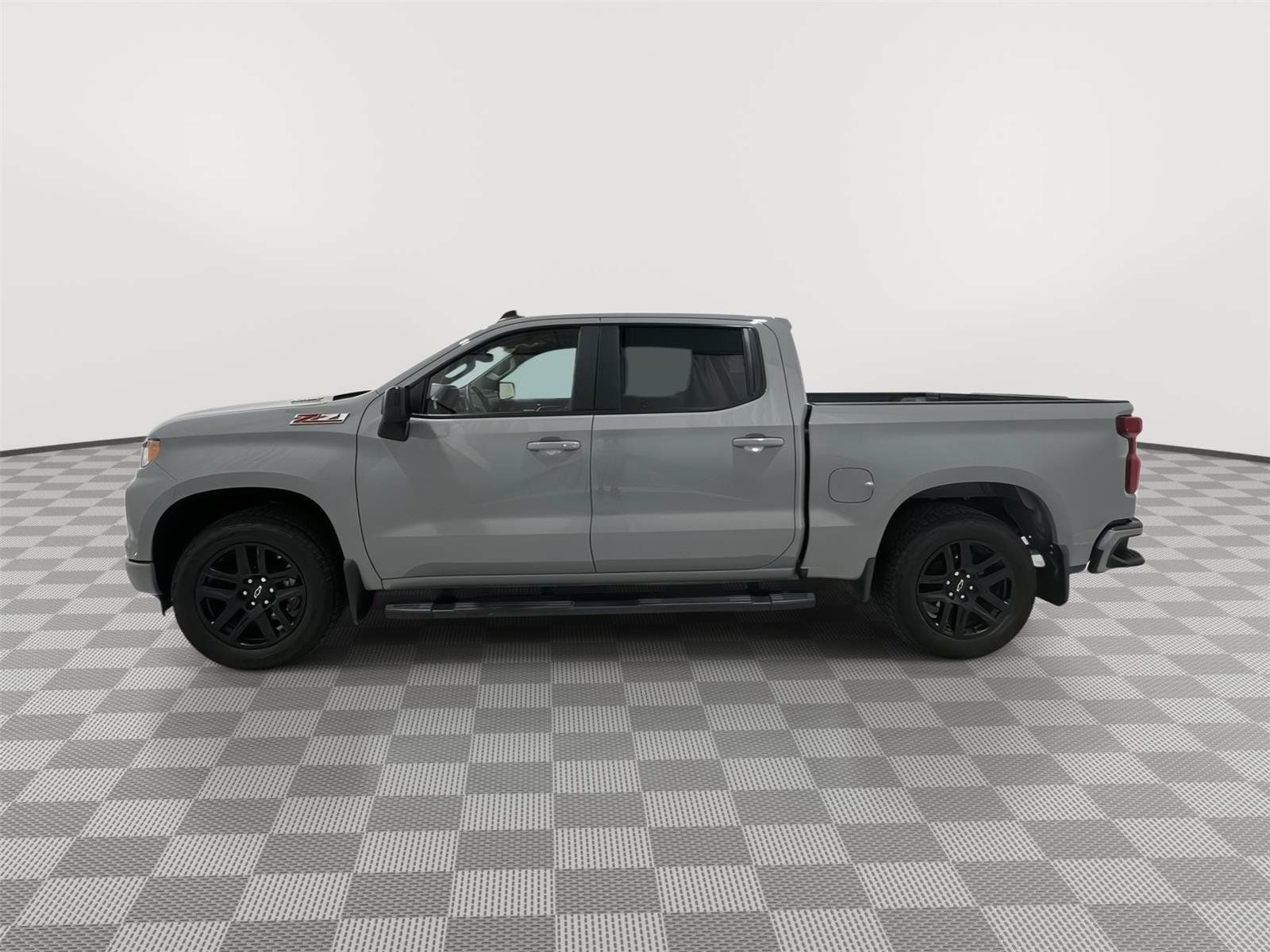 Used 2025 Chevrolet Silverado 1500 RST w/ True North Edition Plus AWD/4WD image 2