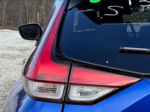 Used 2023 Mitsubishi Eclipse Cross SE image 28