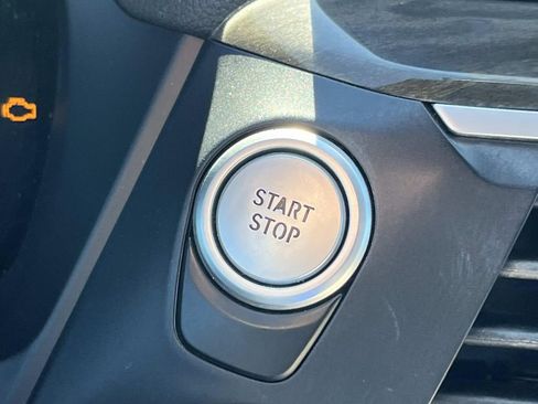 Used 2020 BMW X3 xDrive30e image 38