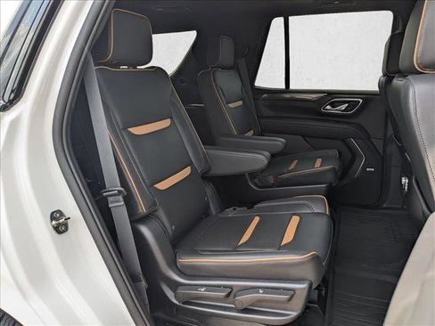 Used 2023 GMC Yukon AT4 w/ AT4 Premium Plus Package image 22
