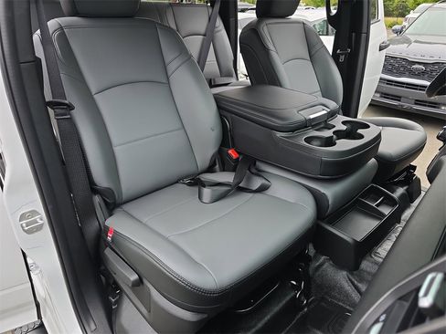 New 2026 RAM 4500 Tradesman w/ Chrome Appearance Group image 10