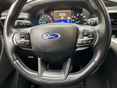 Used 2020 Ford Explorer XLT w/ Class III Trailer Tow Package AWD/4WD image 15