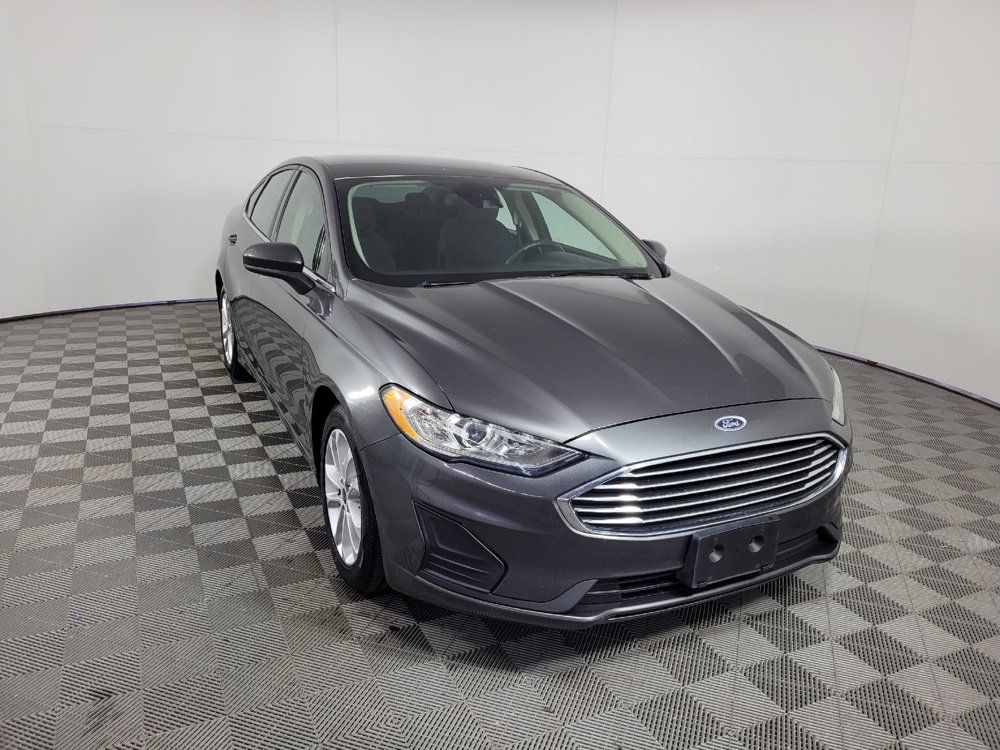 Used 2020 Ford Fusion SE FWD image 13