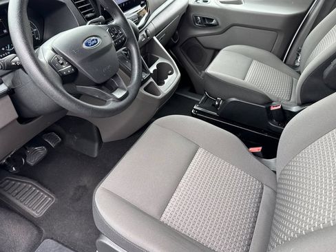 Used 2025 Ford Transit 350 XLT RWD image 5