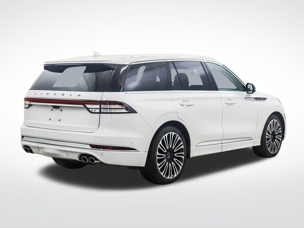 Used 2023 Lincoln Aviator Black Label w/ Dynamic Handling Package AWD/4WD image 5