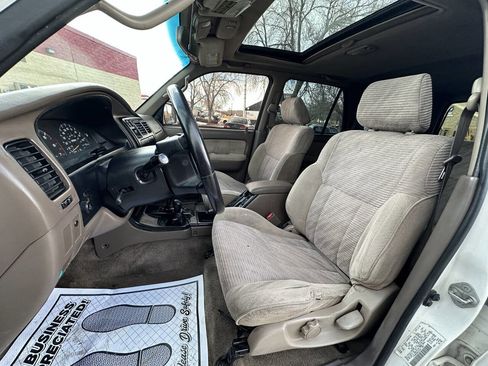Used 1998 Toyota 4Runner SR5 image 38