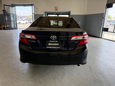 Used 2013 Toyota Camry LE FWD image 6