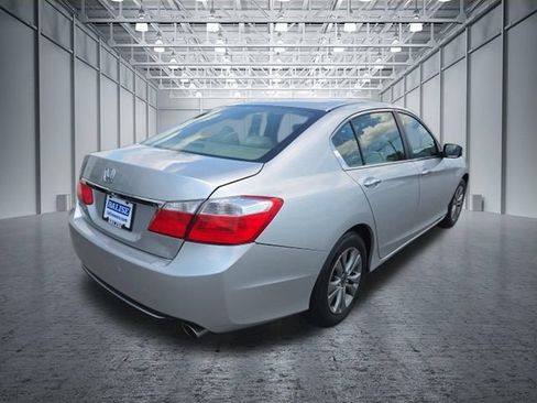 Used 2013 Honda Accord LX image 8