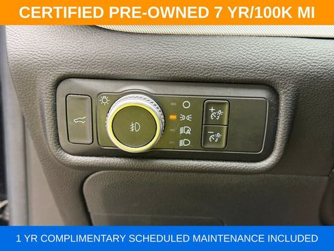 Used 2022 Ford Explorer XLT w/ Equipment Group 202A AWD/4WD image 35