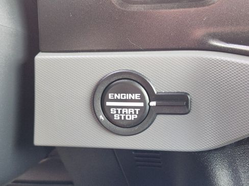 Used 2021 Ford Bronco Black Diamond AWD/4WD image 22