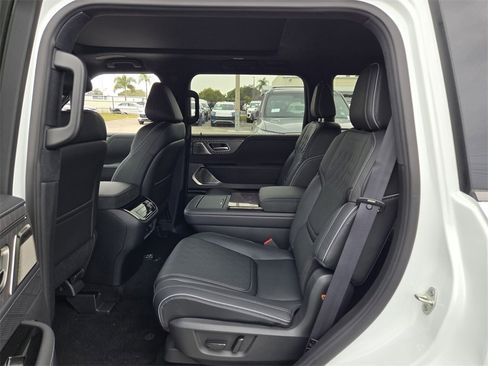 New 2026 INFINITI QX80 Autograph w/ Premium Cargo Package image 14