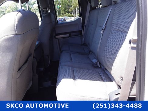 Used 2015 Ford F150 XLT image 14