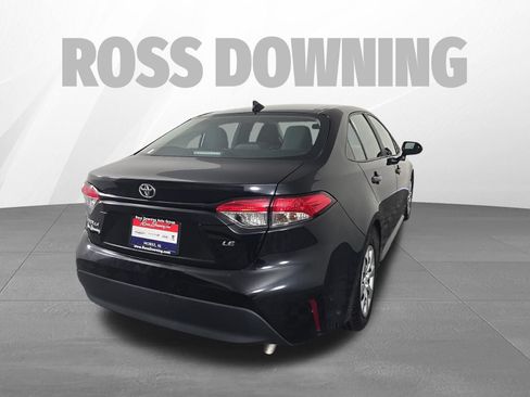 Used 2023 Toyota Corolla LE FWD image 4