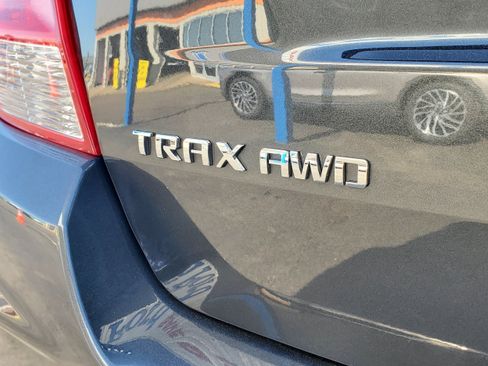 Used 2019 Chevrolet Trax LS AWD/4WD image 23